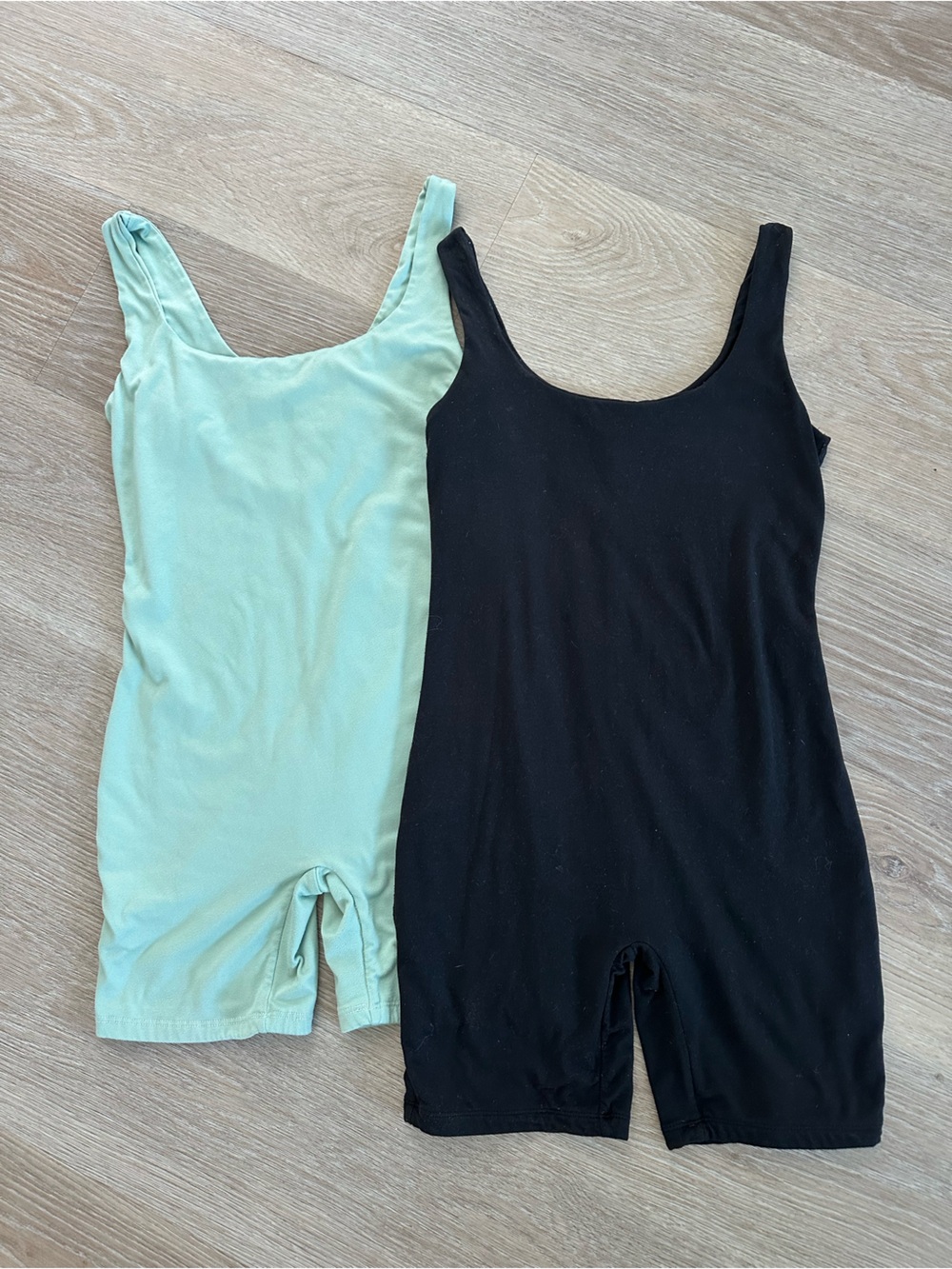 Bundle of 2 bumpsuits Cindy